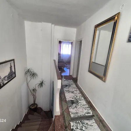 بيت ضيافة Old Town Petcu's House 3*